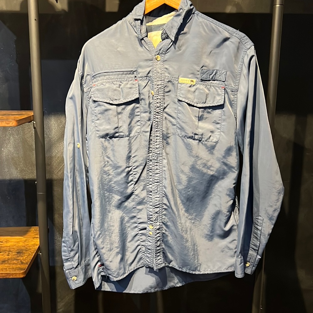 Dakota Grizzly Guide shirt water-repellent Sz Med minimal wear. Offers!